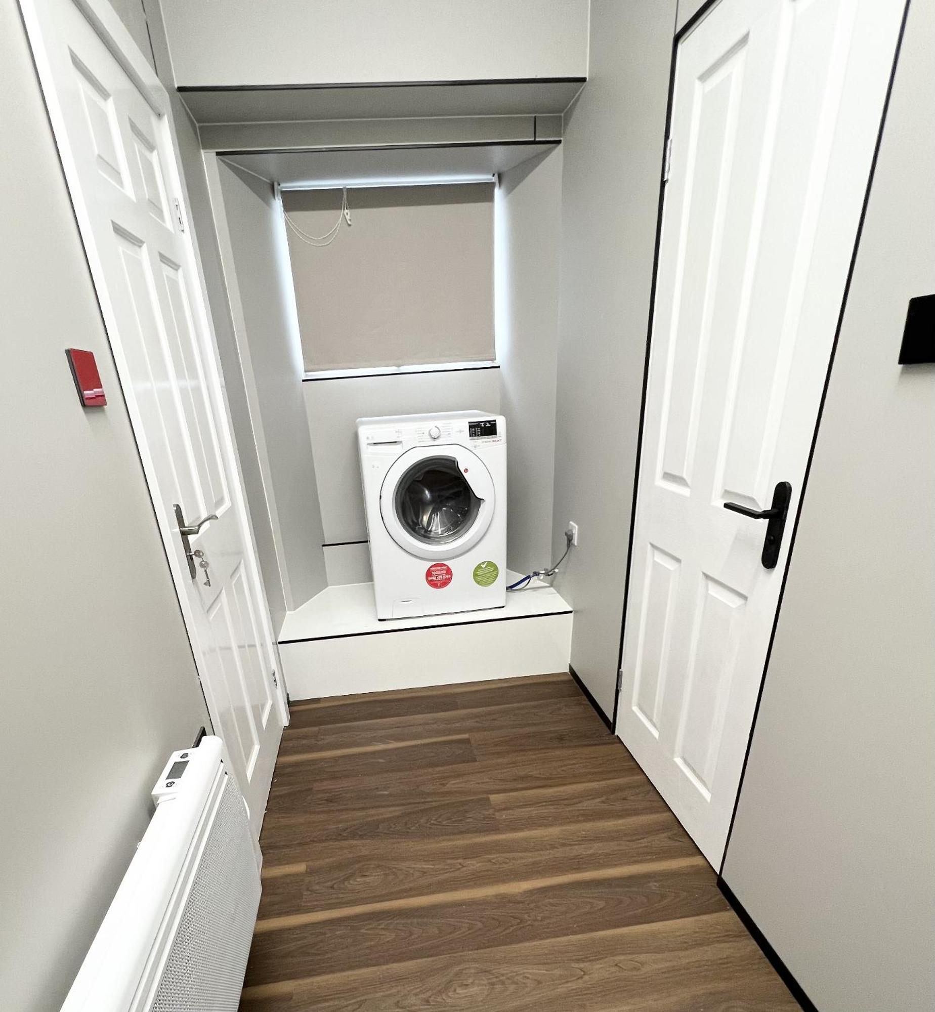 Welsh Holiday Accommodation - Modern Living Pembroke Dock Eksteriør bilde